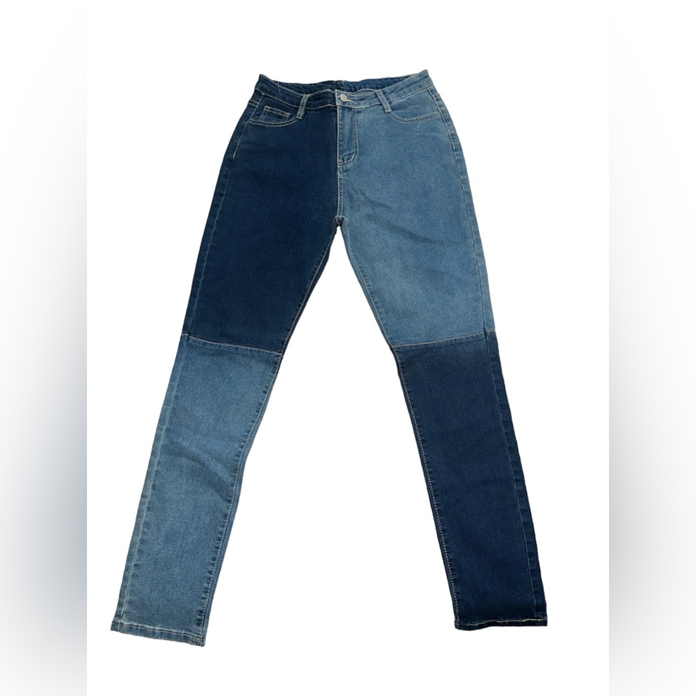 Two-tone Women's Jeans · Fitted Through The Hip And Thigh · High rise